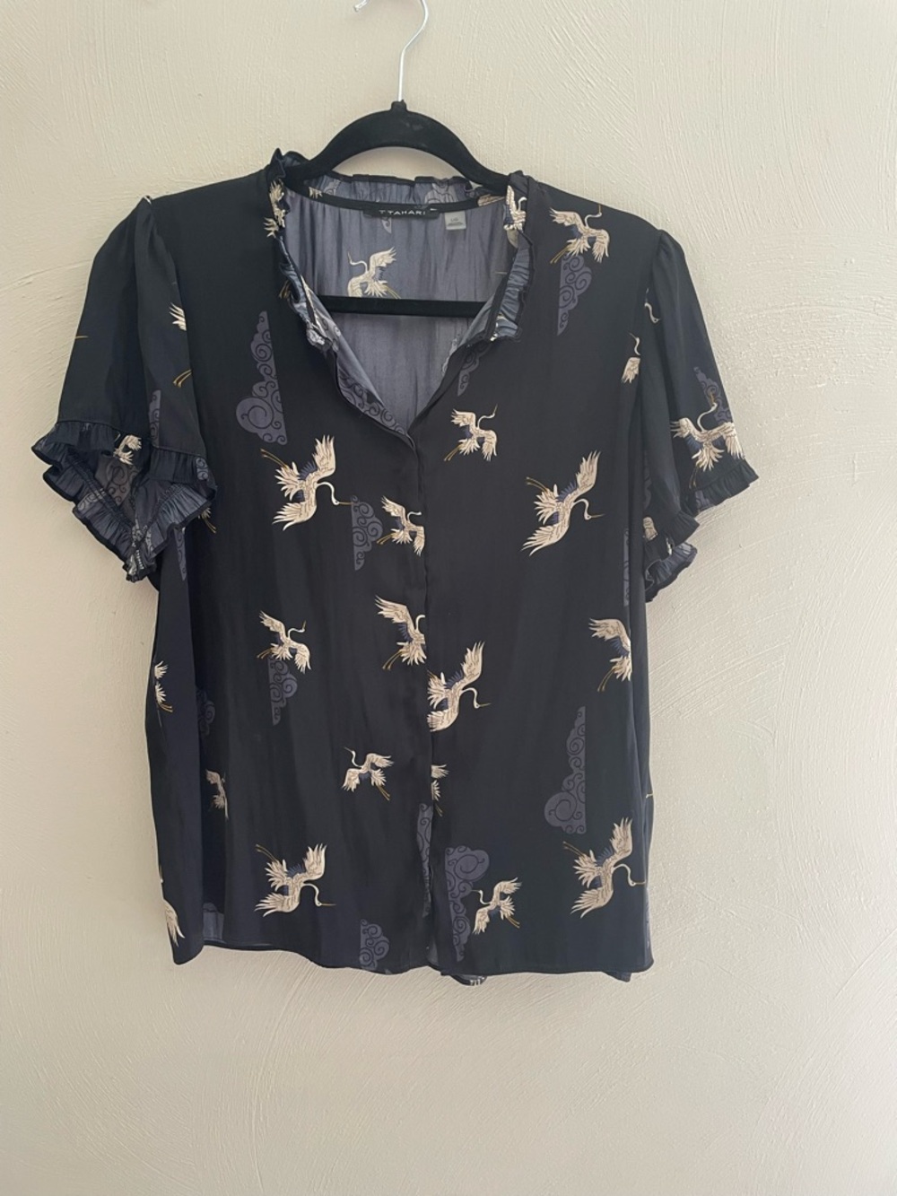 Tahari Black Crane Print Ruffled V-Neck Blouse Size Large